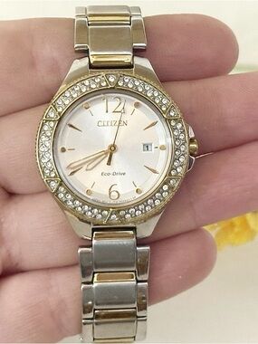 Citizen Eco-Drive Silhouette Ladies Watch WORKS!! Luxury Swarovski Crystal Dial